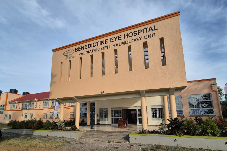 Die neue Kinderaugenklinik am Benedictine Eye Hospital in Tororo, Uganda.